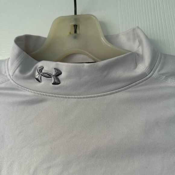 White Long Sleeve Under Armour Size Medium Undershirt/Baselayer - Picture 5 of 6